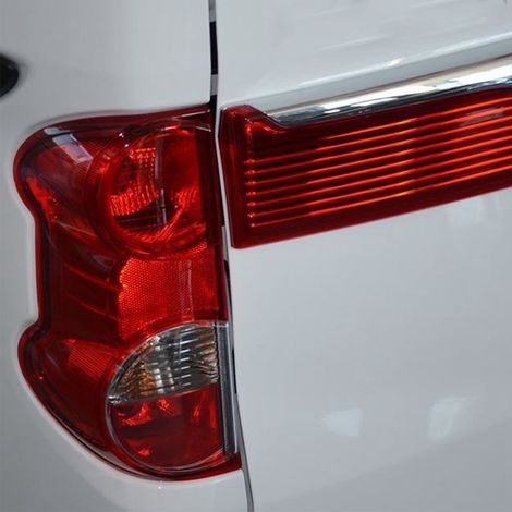 Feux arrière NV200 Haute luminosité Gauche Droite Feu stop Lampe de queue Ensemble 26550 JX00A (1/5)