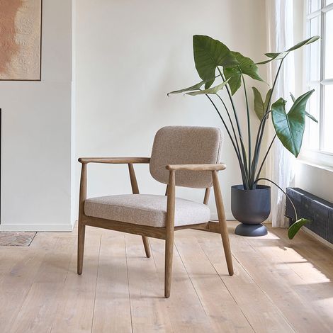 Fauteuil en bois de chêne et tissu texturé beige chiné (1/5)