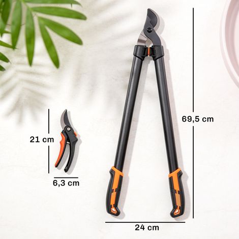 Ensemble de 2 outils de jardin comprenant un sécateur, un cisaille à branches et un outil pour l'entretien des arbustes. (1/5)