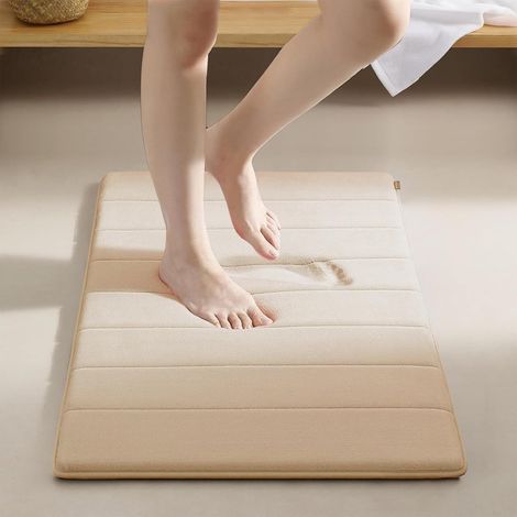 Alfombrilla de baño de espuma viscoelástica, 50 x 80 cm, suave y cómoda, ultraabsorbente, antideslizante y lavable a máquina, para ducha y baño - Beige