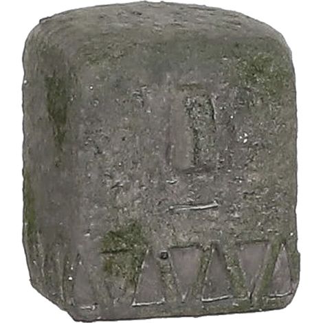 Graue Statue 9x8x9,5cm