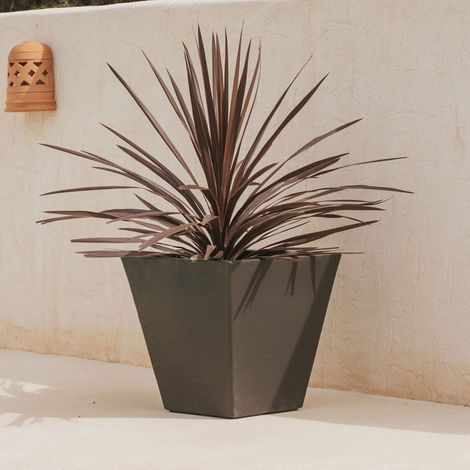 CAMOMILA RÚSTICA Macetero Cuadrado de Interior y Exterior Para Plantas y Flores Muy Resistente al Paso del Tiempo. Hecho de Polietileno en España - Antracita