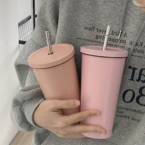 Neuer Edelstahl-Kaffeebecher mit Strohhalm, isoliert, großes Fassungsvermögen, perfekt für Milchtee, hält Getränke heiß oder kalt, ideal fürs Auto, khakifarben. (1/5)