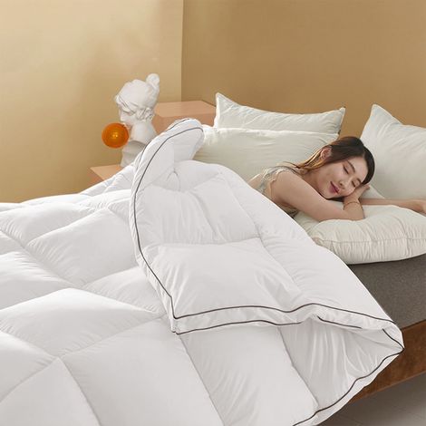 Couette - Légère - 200 x 150 cm - Blanc - 98 % Coton 2 % Élasthanne - 1 Pièce (1/5)