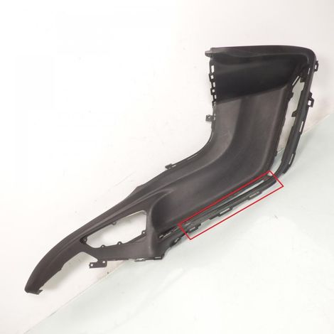 [PRODUIT D'OCCASION] Marche pied droit origine pour scooter Suzuki 650 Burgman 2013 à (1/3)