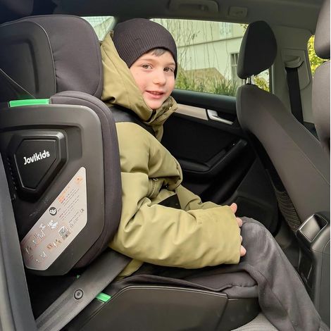 Silla de coche infantil i-Size 47x53x78 cm de tela negra, plegable con ISOFIX FloraGrace (1/5)