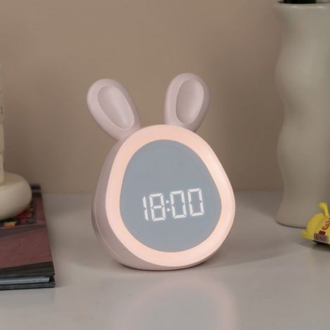 Réveil numérique en forme de lapin – Alarme pour enfants – Fonction minuterie – Éclairage LED chaud – Silencieux et rechargeable (1/4)