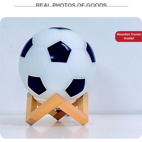 Lampe de chevet LED en bois massif et verre, avec télécommande et variateur d'intensité, motif football noir et blanc et couleurs RGB changeantes. Idéale pour la chambre, le bureau ou toute autre occa (1/5)
