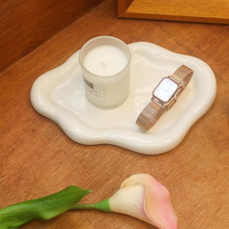 Plateau à bijoux nuage en céramique, vide-poches, porte-clés, décoration de table de chevet Petit plateau décoratif de bureau, porte-bijoux, porte-clés, bol, décoration mignonne et esthétique pour la (1/5)