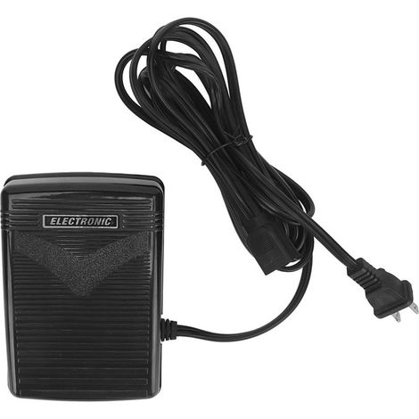Fußpedal für Nähmaschinen mit 3 Löchern, rutschfest, Kunststoffoberfläche, Ersatzteil für Nähmaschinen, 110-V-US-Stecker (1/5)