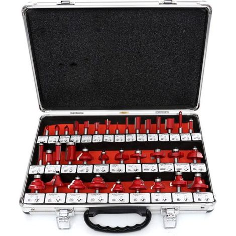 Set di 35 pezzi per tagliare il legno  Kraft&Dele