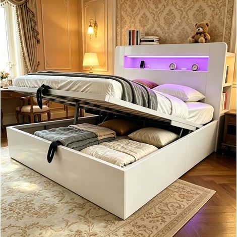 Letto contenitore 219.5x141x107 cm, alzata idraulica, testiera con LED e prese, vani integrati, legno bianco (1/5)