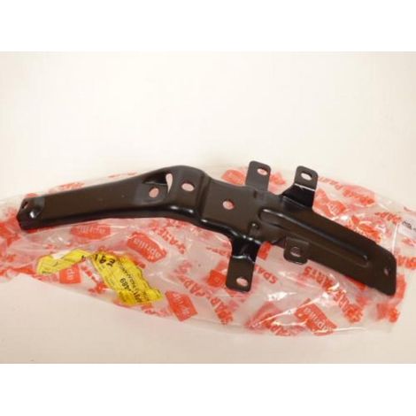 verschiedene Originalhalterungen für Roller aprilia 125 scarabeo