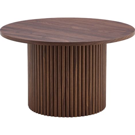Table basse ronde en MDF, diamètre 70 cm, finition couleur noyer, design rainuré de style colonnes romaines, cadre métallique intégré, style rétro-luxe pour le salon.
