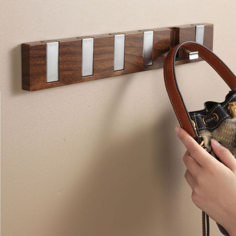 Porte-manteau mural moderne et peu encombrant avec crochets rabattables, idéal pour l'entrée, le couloir, le salon ou la chambre. Couleur bois