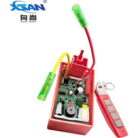 Modificateur d'allumage XSAN pour motos LF110, C110 et AKT110 avec flash stroboscopique antivol intégré. (1/2)