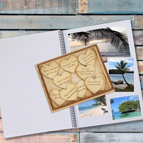 1 Coffret cadeau d'amitié pour meilleure amie, en bois, avec une tranche de cœur sculptée et des mots de remerciement (1/5)