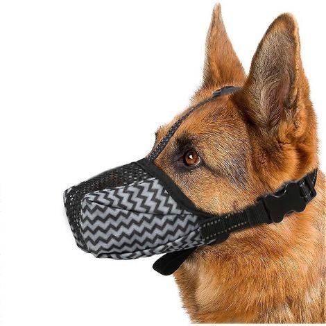 Muselière pour chien, en maille aérée respirante, pour chiens de taille moyenne à grande, afin d'empêcher les morsures, les aboiements et les mâchonnements. Muselière souple XXL. (1/5)