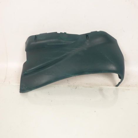 [PRODUIT D'OCCASION] Sabot bas de caisse gauche origine pour scooter Peugeot 100 (1/2)