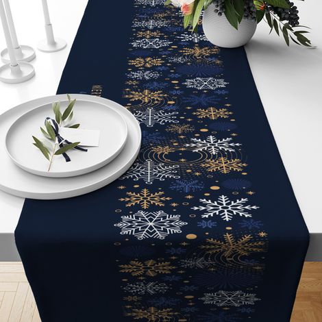 Bonhomme de neige de Noël, sapin de Noël, parcours de table, décorations d'intérieur sur le thème de Noël pour les réunions de famille