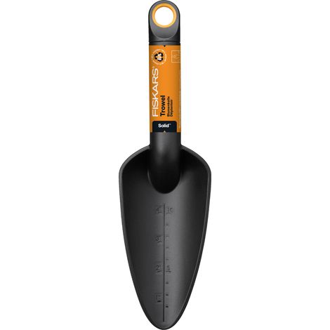 FISKARS SOLID Pala pequeña de jardín con cinta métrica para tierra de plantación (1/5)