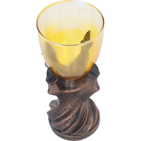 Verre à pied 3D en forme de griffe, orné d'une tête de mort, idéal pour les fêtes et les bars. (1/5)