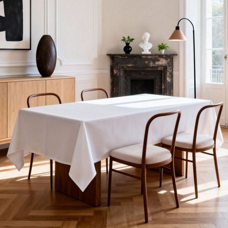 Lot de 10 nappes en plastique, 137 x 274 cm environ, jetables, blanches, idéales pour les fêtes, les pique-niques et les mariages (1/4)