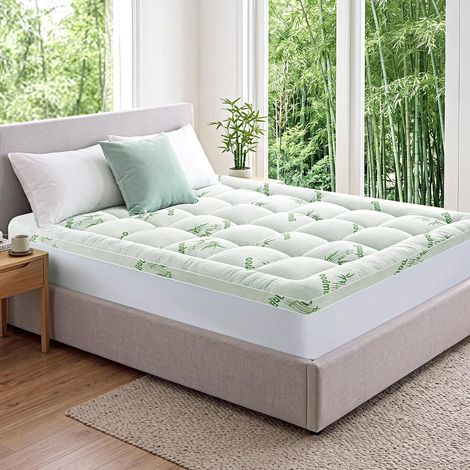 Bamboo Viscose Mattress Topper 180 x 200 cm Soft 1000 g/m² (1/5)