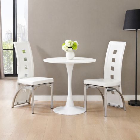 Lot de 2 chaises de salle à manger design en PU blanc et métal argenté, dossier ajouré – H 102,5 cm (1/5)