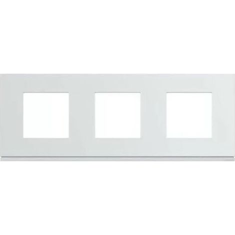 Hager WXP0013 Injected plastic gallery plate 3 horizontal posts 71mm pure