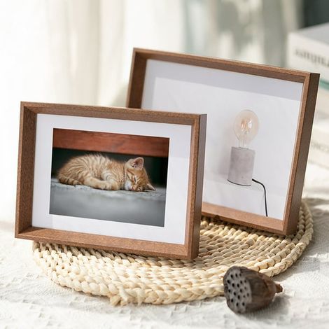 Skylight Frame - 10 Inch Wifi Digital Photo Frame, Email Photos From Anywhere, Touch Screen (1/5)