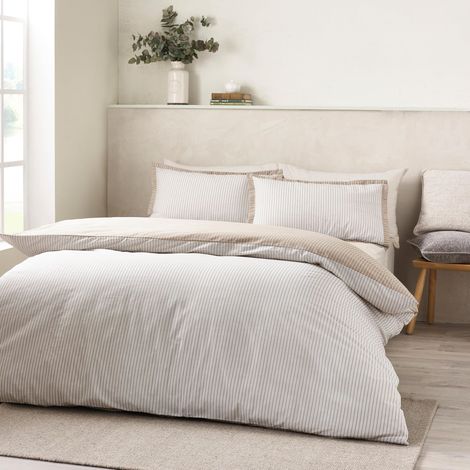 Parure de lit réversible avec Housse de Couette et taies d'oreiller Motif Rayures Fines Naturel (1/5)