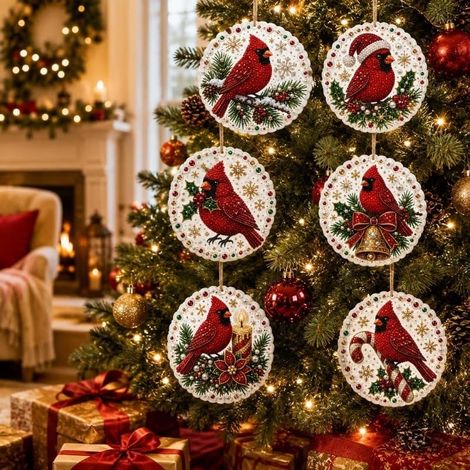 Set mit 6 farbenfrohen Weihnachtsdekorationen aus Holz