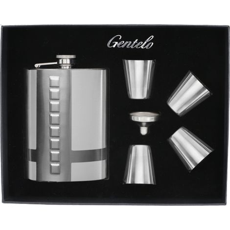 Petaca plateada con vasos de chupito y embudo en el set de regalo Gentelo (1/2)