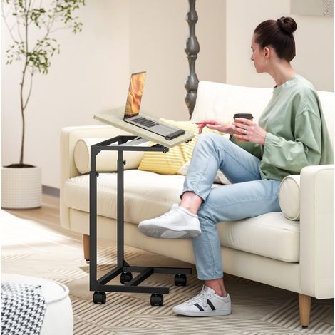 Table d'appoint en C décor chêne 55 x 36 cm, réglable en hauteur avec roulettes (1/5)