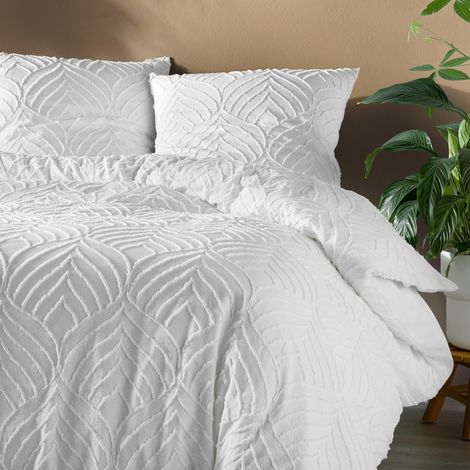 Parure de lit blanche 240 x 220 cm – Microfibre tuftée motif feuilles + 2 taies