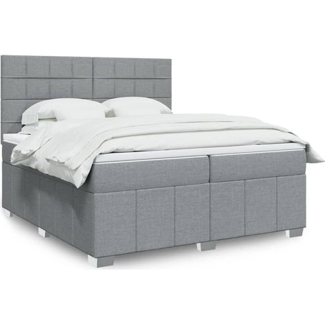 Boxspringbett mit Matratze Hellgrau 200x200 cm Stoff (1/5)