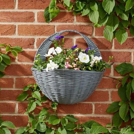 Grey Rattan Hanging Basket Outdoor Hanging Basket with Liner & Chain Grey Cone Garden Planter Hanging Flower Basket