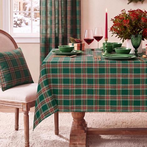 Weihnachtliche Tischdecke Tartan Karo Grün 137x274 cm fleckenabweisend waschbar