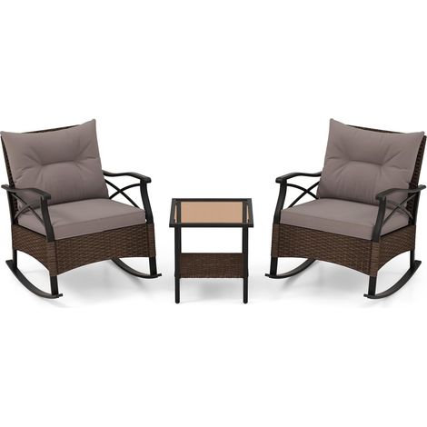 Costway – Ensemble table et chaise de jardin 3 pièces – 2 chaises à bascule avec coussins épais – Table basse en verre trempé – Rotin PE résistant (1/5)