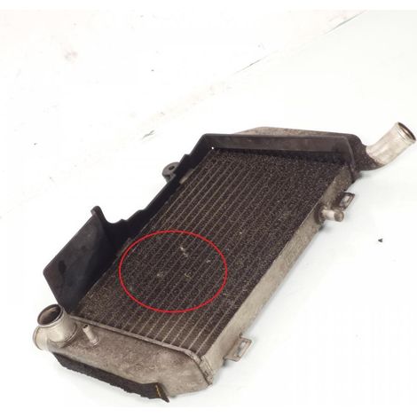 [PRODUIT D'OCCASION] Radiateur droit origine pour moto Honda 800 VFR Vtec 2002 à 2008 (1/3)