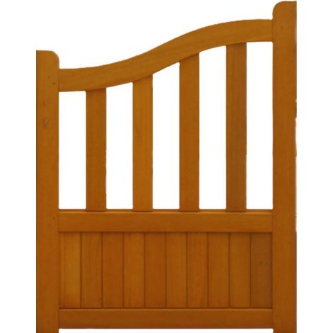 Puerta peatonal de madera con adorno, de 1 m de largo por 1,10/1,30 m de alto, GD MENUISERIES (1/4)