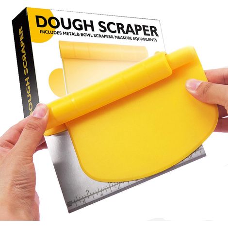 Set di raschietti per impasto 2 in 1: raschietto da banco in acciaio inox e raschietto per ciotola in plastica con funzione di misurazione. Strumenti multifunzionali. (1/5)
