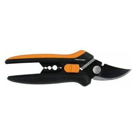 Tijeras de podar Fiskars SP14 sólidas.