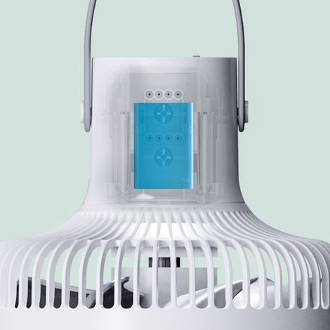 Ventilateur de bureau multifonctionnel portable sans fil avec veilleuse, 4 vitesses et télécommande, idéal pour la maison, le bureau, le camping et les pique-niques. (1/5)