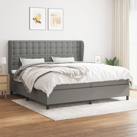 Lit à sommier tapissier avec matelas - Cadre De Lit Moderne: King Size - Lit Double - Gris foncé 200x200cm Tissu Chic-976489 (1/5)