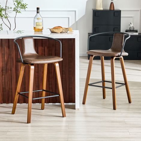 2 tabourets de bar modernes style scandinave 54,7x44x88 cm accoudoirs, tissu teddy/cuir PU, pieds bois et repose-pied métal, marron (1/5)