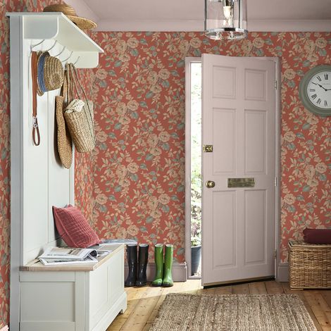 Papier peint intissé Laura Ashley Alyworth Trail Terracotta 1005 x 52cm Abricot, sauge sur fond corail