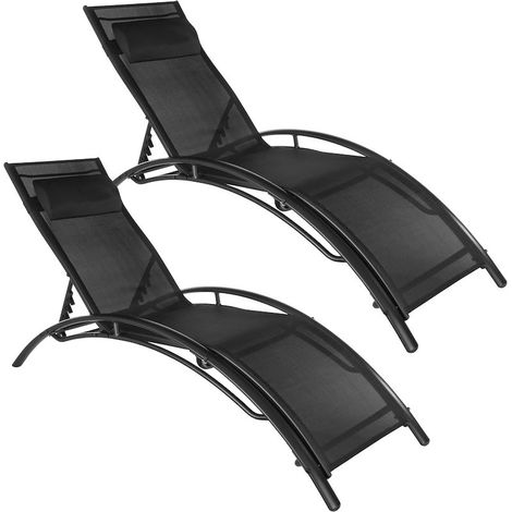 2 Transats ergonomiques acier noirs. Une détente ultimes près de la piscine ou dans le jardin (1/5)