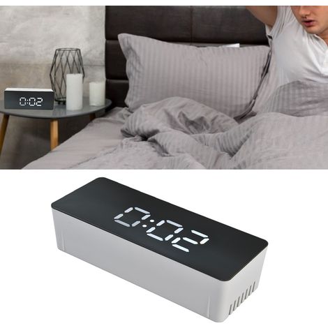 Réveil LED Multifunctional USB 3 Modes Lumière Snooze Température Celsius Fahrenheit Écran Digital avec Design Moderne Blanc ABS 14x5.5x3.4cm (1/5)
